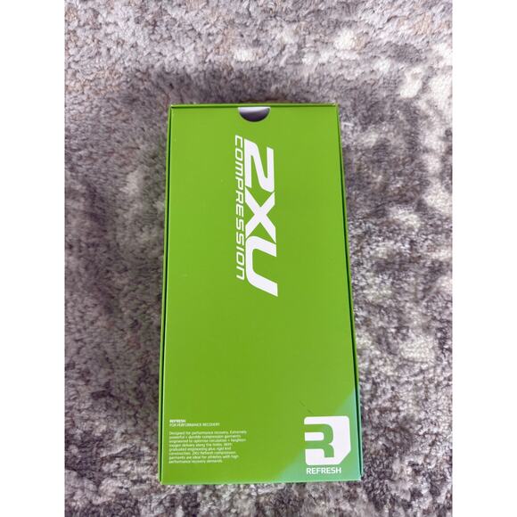 2XU Refresh Women Sz XS Swim Recovery Compression Top Black Long Sleev Activewea - Picture 4 of 5